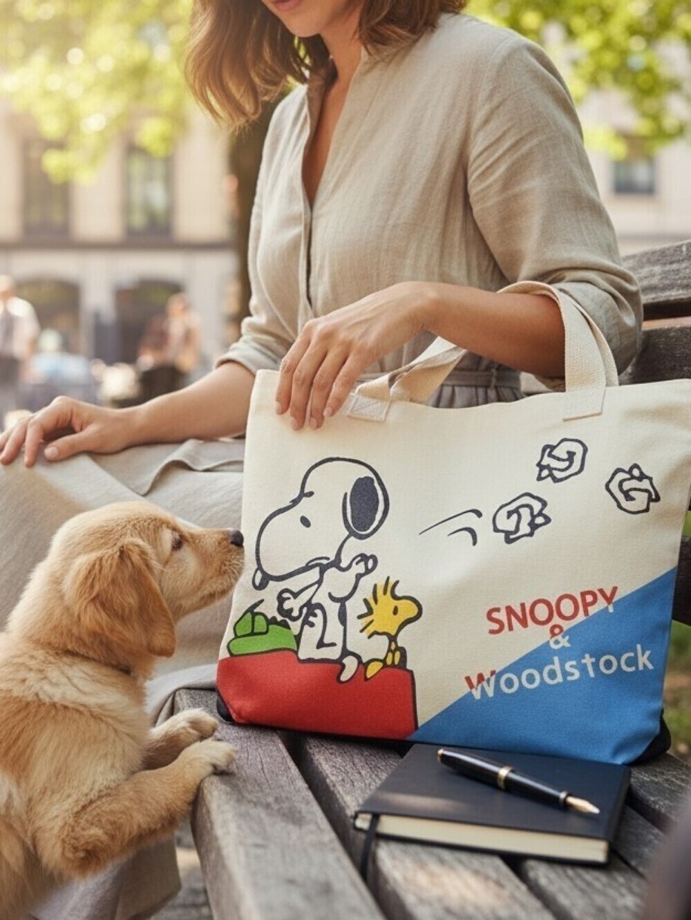 Peanuts -NWT Snoopy & Woodstock,Ladies Lg Canvas Tote Bag,2 inside Pockets, 14"W - Picture 9 of 15